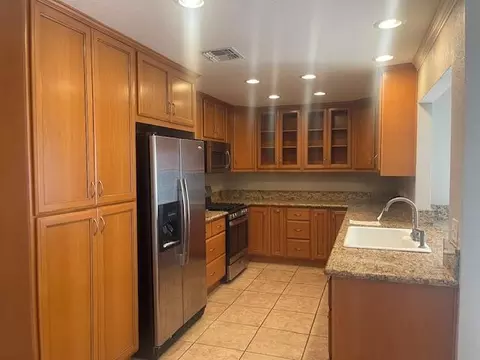 Kitchen - 320 Lannis Ct, Ripon, CA 95366 photo 2 of 4