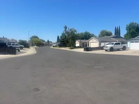 View/Area - 320 Lannis Ct, Ripon, CA 95366 photo 1 of 1