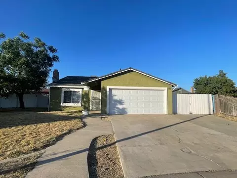 320 Lannis Ct, Ripon, CA 95366 photo 1