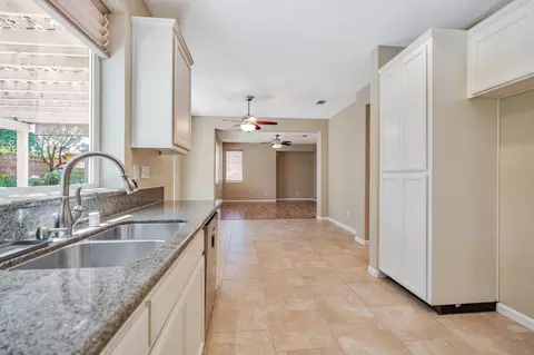 410 Monte Oro St, Manteca, CA 95337 photo 14