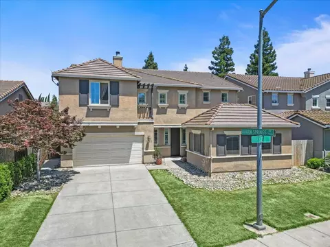 Exterior - 4108 Mercer Dr, Modesto, CA 95356 photo 2 of 5