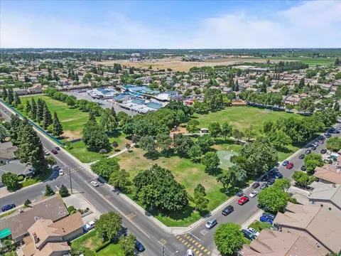 View/Area - 4108 Mercer Dr, Modesto, CA 95356 photo 5 of 6