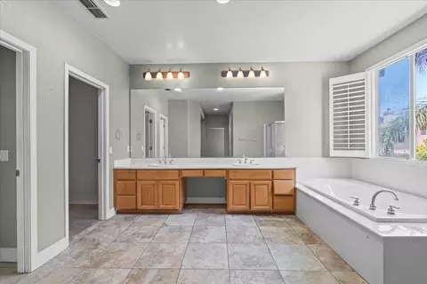Bath - 4108 Mercer Dr, Modesto, CA 95356 photo 1 of 4