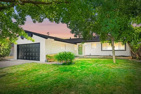 7409 Muirfield Way, Sacramento, CA 95822