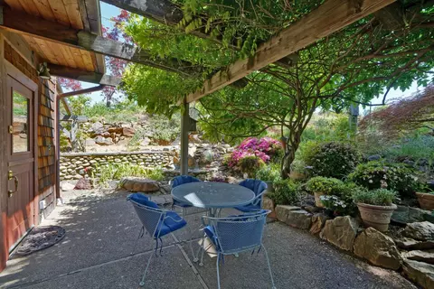 Exterior - 2399 Kingsgate Rd, Placerville, CA 95667 photo 40 of 41