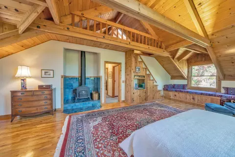 Bedroom - 2399 Kingsgate Rd, Placerville, CA 95667 photo 3 of 11