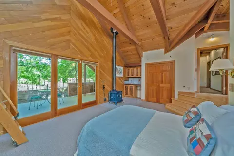 Bedroom - 2399 Kingsgate Rd, Placerville, CA 95667 photo 11 of 11