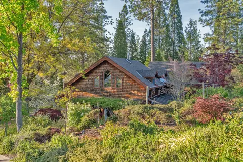 Exterior - 2399 Kingsgate Rd, Placerville, CA 95667 photo 34 of 41