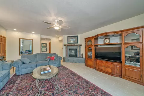 Living - 2399 Kingsgate Rd, Placerville, CA 95667 photo 1 of 2