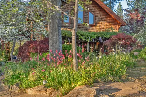 Exterior - 2399 Kingsgate Rd, Placerville, CA 95667 photo 37 of 41