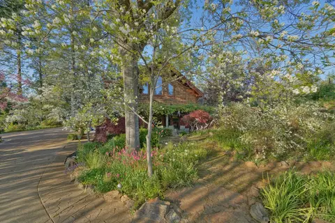 Exterior - 2399 Kingsgate Rd, Placerville, CA 95667 photo 25 of 41