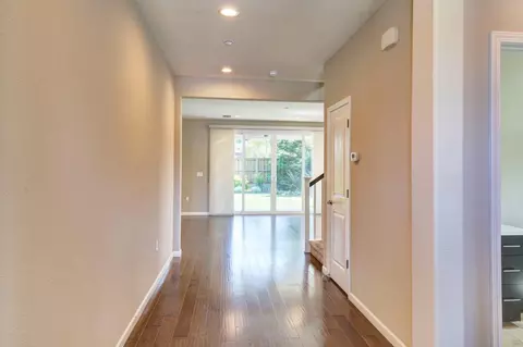 Entry Way - 366 Franklin Ln, Ripon, CA 95366 photo 3 of 5