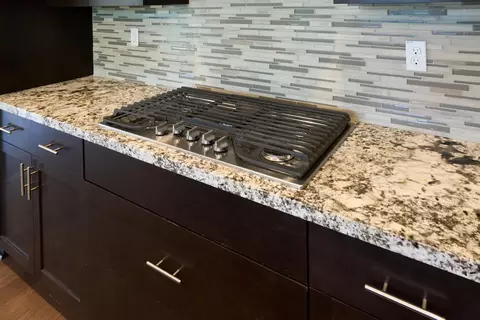 Kitchen - 366 Franklin Ln, Ripon, CA 95366 photo 3 of 5