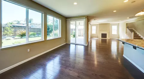Living - 366 Franklin Ln, Ripon, CA 95366 photo 1 of 10