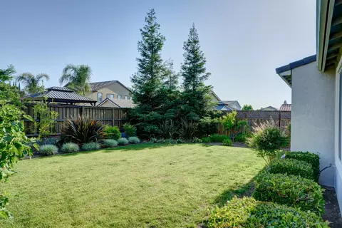 Exterior - 366 Franklin Ln, Ripon, CA 95366 photo 4 of 5