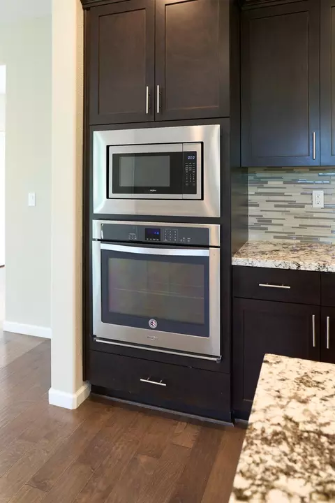 Kitchen - 366 Franklin Ln, Ripon, CA 95366 photo 4 of 5