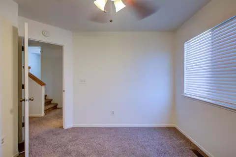 713 SE Redfield Ave, Modesto, CA 95357 photo 16