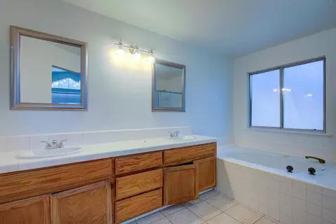 713 SE Redfield Ave, Modesto, CA 95357 photo 12