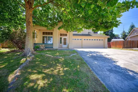 133 Clearwater Ct, Roseville, CA 95678