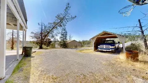 Exterior - 5480 Oak Ridge Rd, Placerville, CA 95667 photo 11 of 17