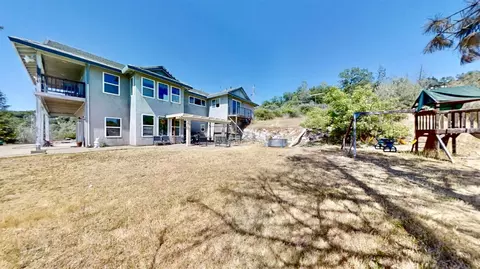 Exterior - 5480 Oak Ridge Rd, Placerville, CA 95667 photo 2 of 17