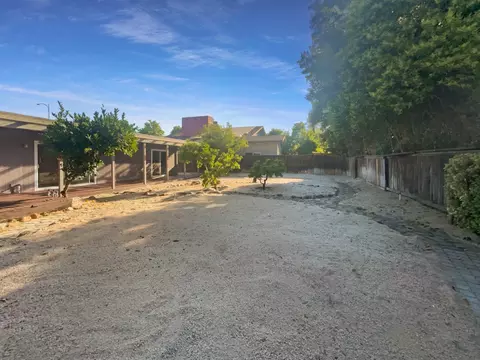 Exterior - 442 Grande Ave, Davis, CA 95616 photo 7 of 11