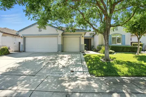 2816 Granite Park Ln, Elk Grove, CA 95758
