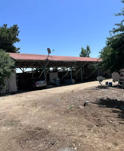 1707 E Las Palmas Ave, Patterson, CA 95363 photo 3
