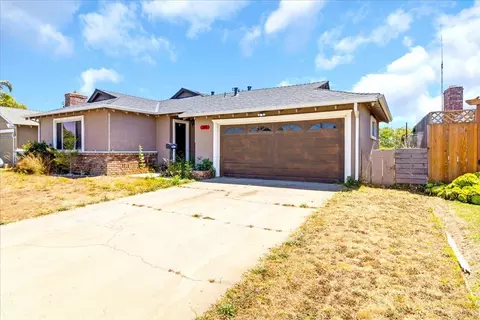 Exterior - 1666 Cambrian Dr, Salinas, CA 93906 photo 2 of 8