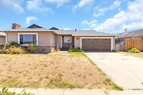 1666 Cambrian Dr, Salinas, CA 93906 photo 1