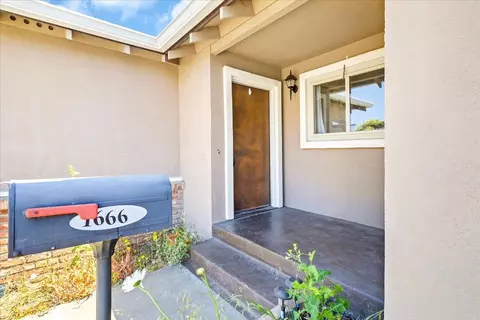 Exterior - 1666 Cambrian Dr, Salinas, CA 93906 photo 5 of 8
