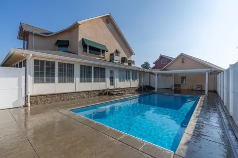 Exterior - 27958 Vine Ave, Escalon, CA 95320 photo 9 of 14