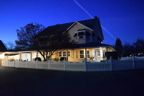 Exterior - 27958 Vine Ave, Escalon, CA 95320 photo 7 of 14