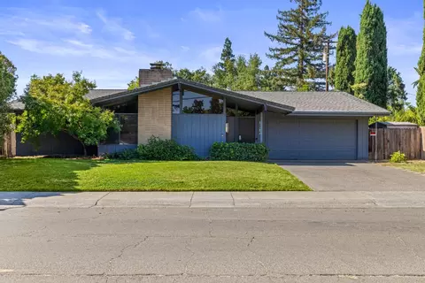 5304 Locust Ave, Carmichael, CA 95608 photo 3