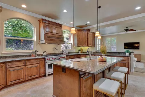 Kitchen - 2390 W Ridge Dr, Sutter, CA 95982 photo 1 of 10
