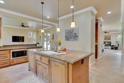 Kitchen - 2390 W Ridge Dr, Sutter, CA 95982 photo 6 of 10