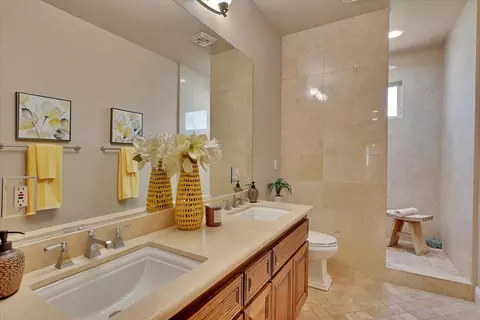 Bath - 2390 W Ridge Dr, Sutter, CA 95982 photo 1 of 9