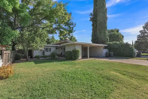 2021 W Swain Rd, Stockton, CA 95207