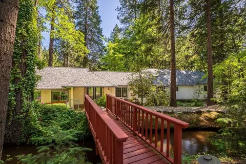 12494 Hillcrest, Nevada City, CA 95959