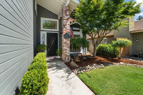 2425 Beatrice Ln, Modesto, CA 95355 photo 3