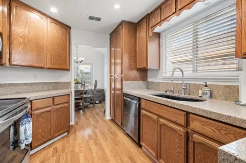 2425 Beatrice Ln, Modesto, CA 95355 photo 12
