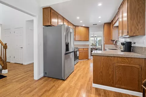 2425 Beatrice Ln, Modesto, CA 95355 photo 9