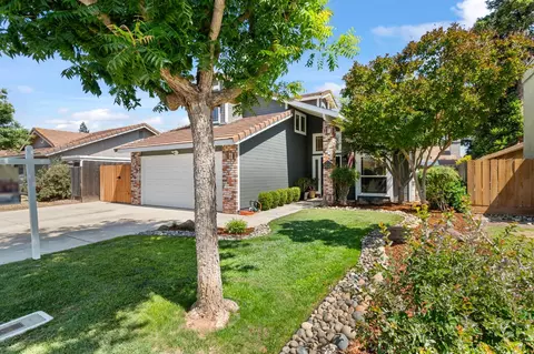 2425 Beatrice Ln, Modesto, CA 95355 photo 2