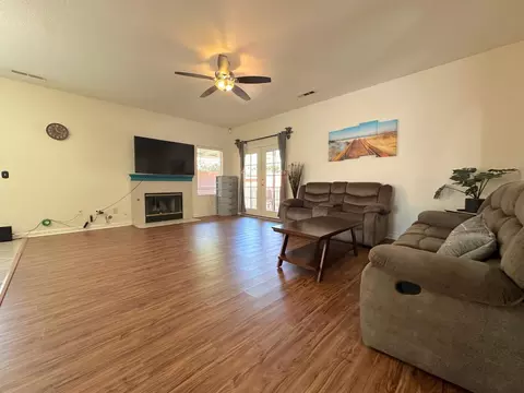 2417 Ives St, Modesto, CA 95355 photo 10