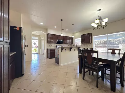 2417 Ives St, Modesto, CA 95355 photo 5