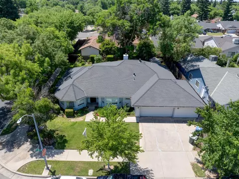 1186 Mirror Lake Dr, Merced, CA 95340 photo 2