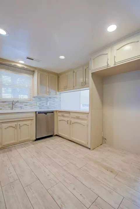 1186 Mirror Lake Dr, Merced, CA 95340 photo 20