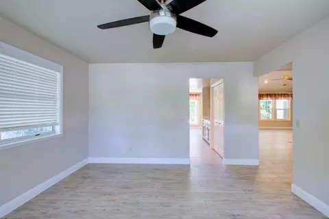 1186 Mirror Lake Dr, Merced, CA 95340 photo 28