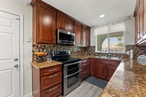 8115 Dutch Haven Blvd, Elverta, CA 95626 photo 12