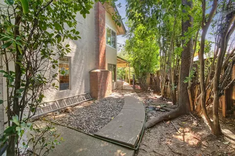 Exterior - 4820 Thor Way, Carmichael, CA 95608 photo 22 of 25